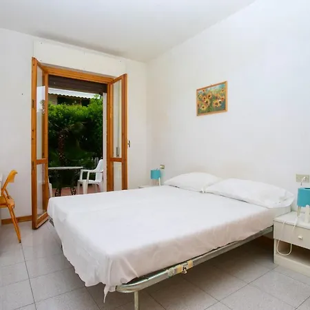 S75 - Sirolo, Bilocale Con Giardino In Centro Apartman