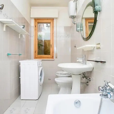 S75 - Sirolo, Bilocale Con Giardino In Centro Apartman *